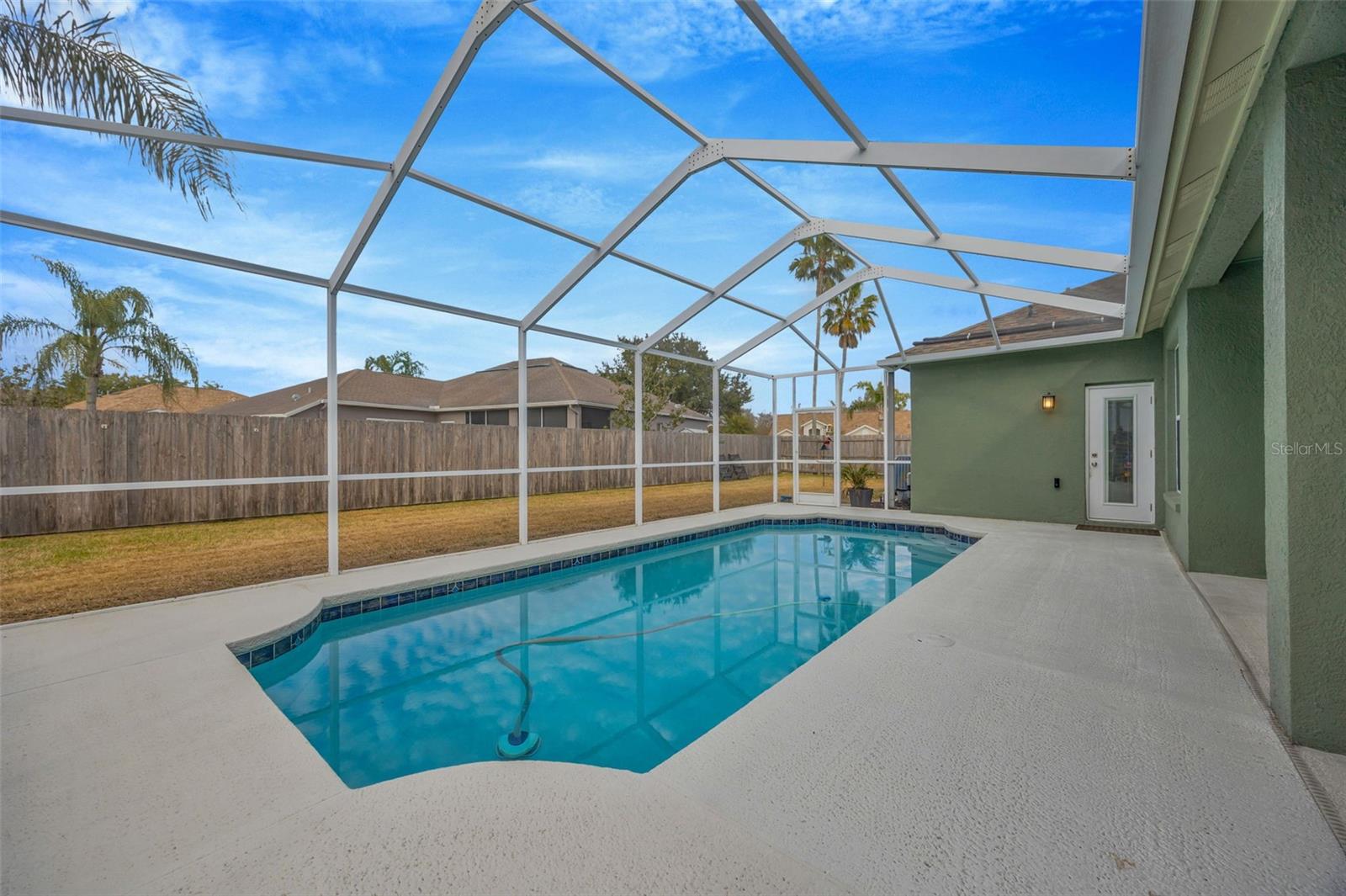 MEADOW POINTE I - Residential