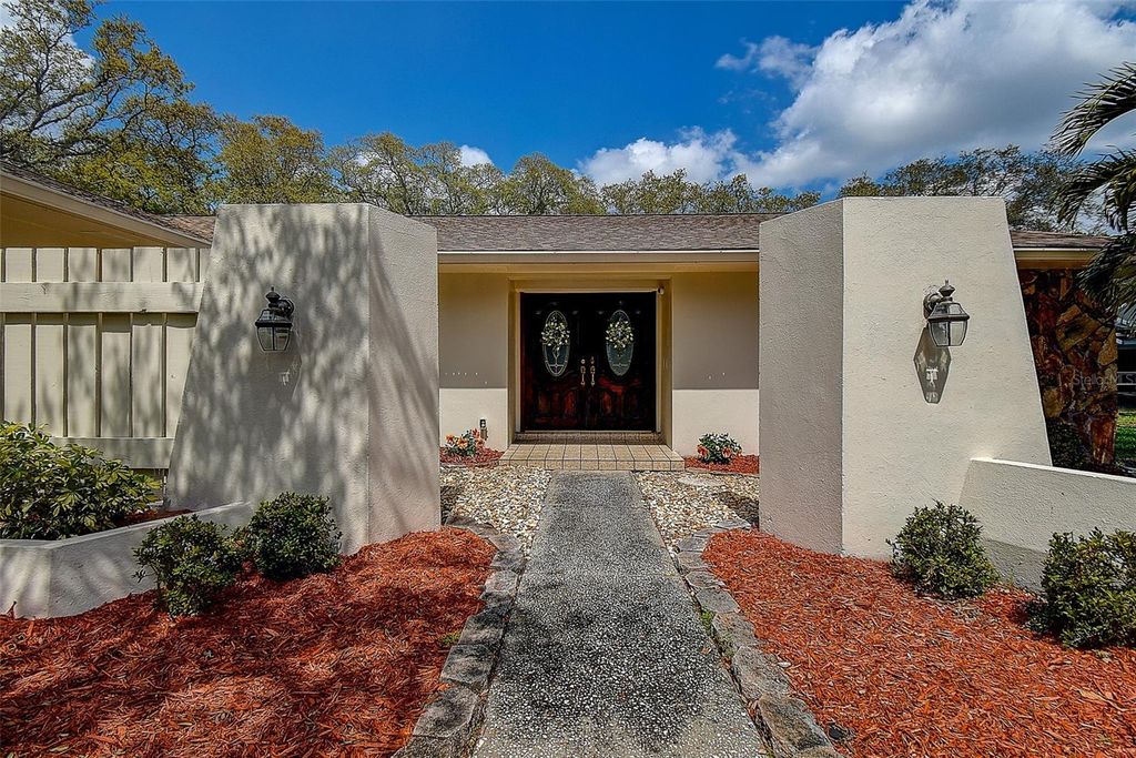 Photo of 2840 Pheasant Run, Clearwater, FL 33759 (MLS # TB8491568)