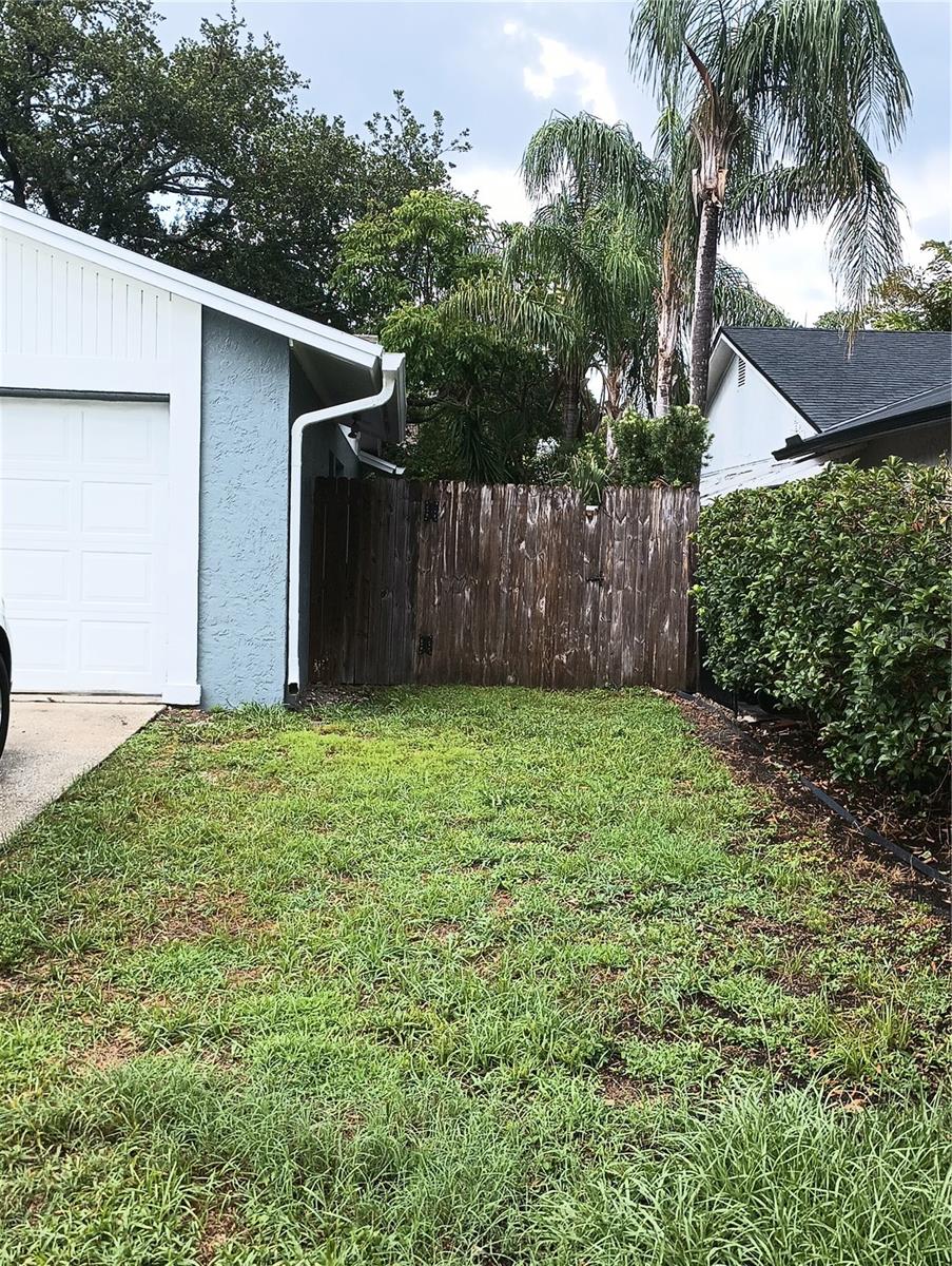 COUNTRY PLACE UNIT 3 A - Residential Lease