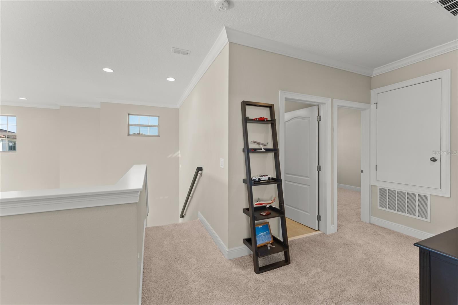 EAGLE CREEK - Residential