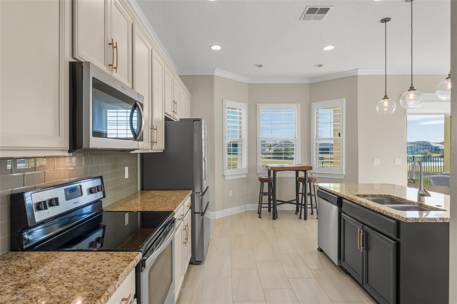 EAGLE CREEK - Residential