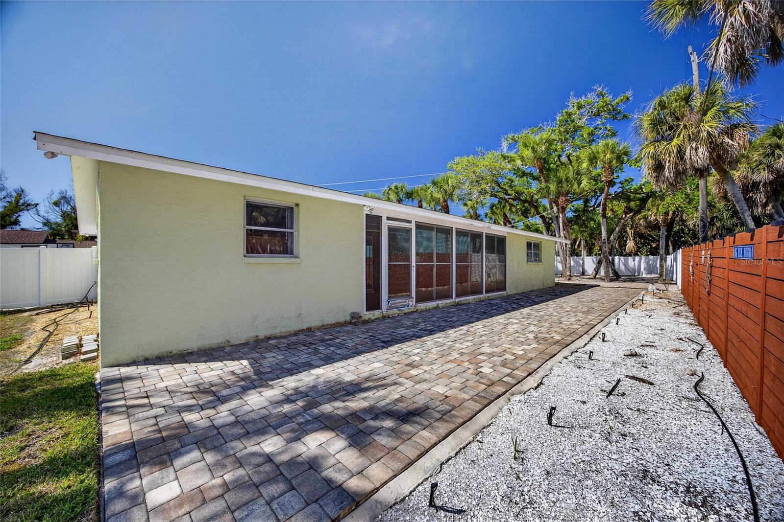 ACREAGE & UNREC - Residential