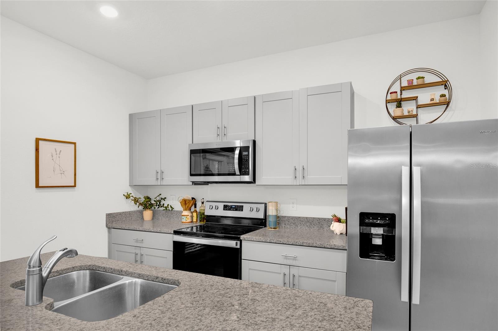 PALMS PH 5 - Residential