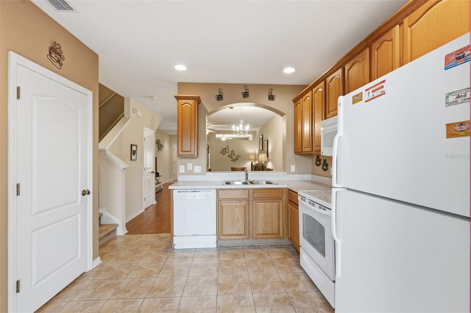 LONE STAR TWNHMS - Residential