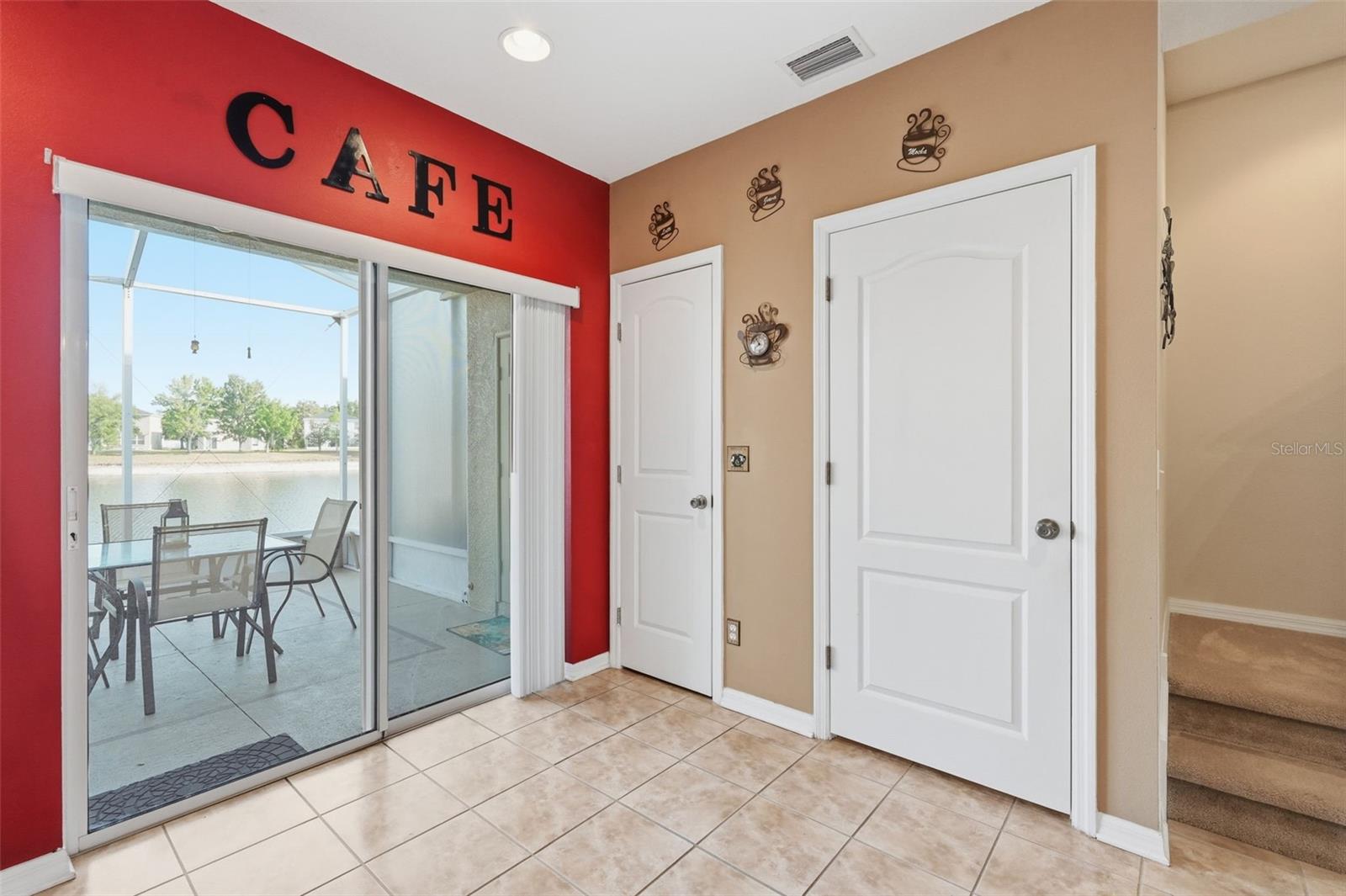 LONE STAR TWNHMS - Residential