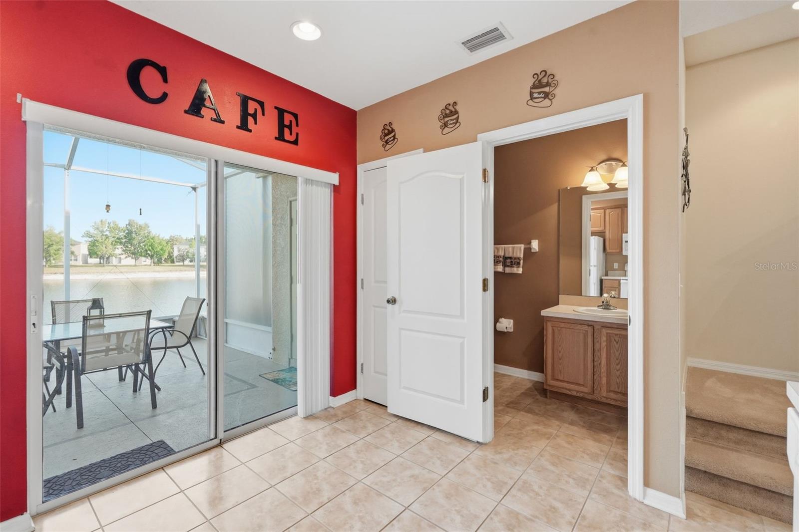 LONE STAR TWNHMS - Residential