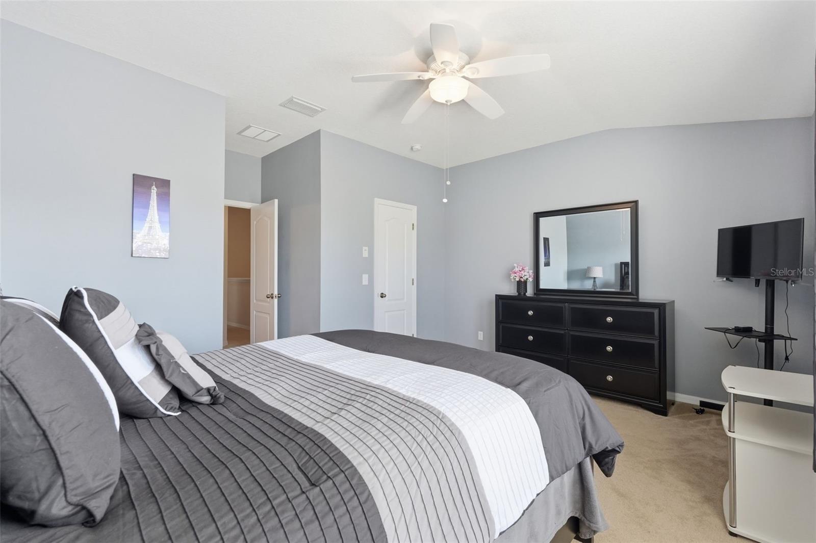 LONE STAR TWNHMS - Residential