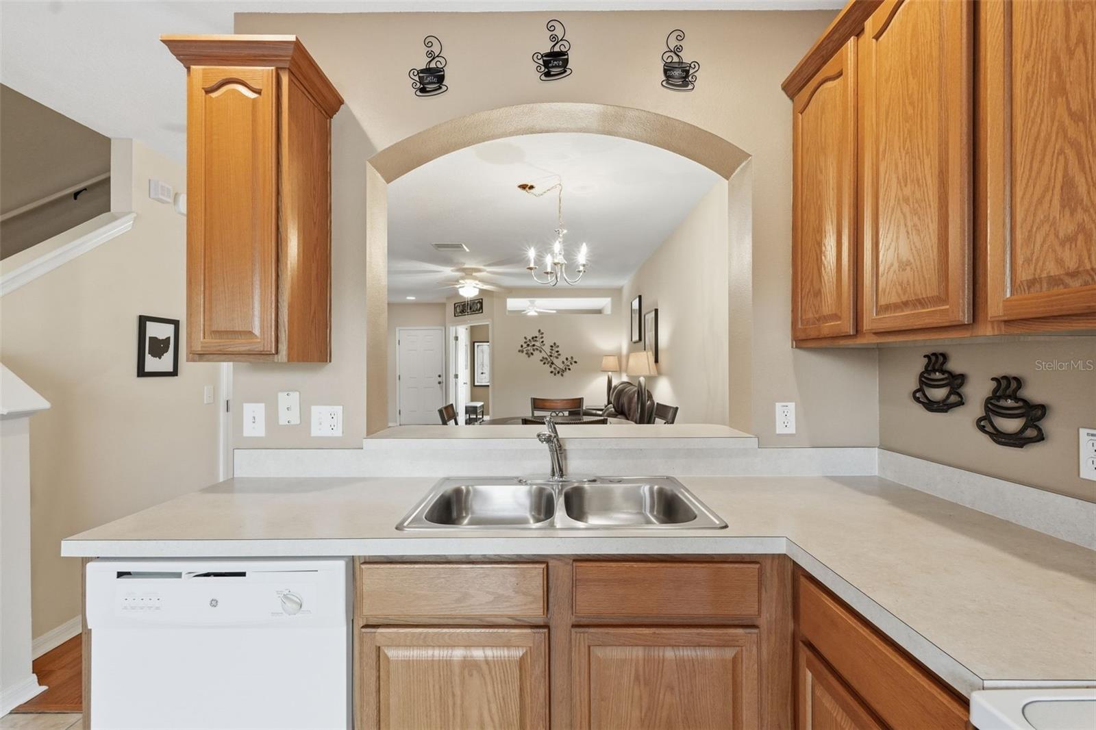 LONE STAR TWNHMS - Residential