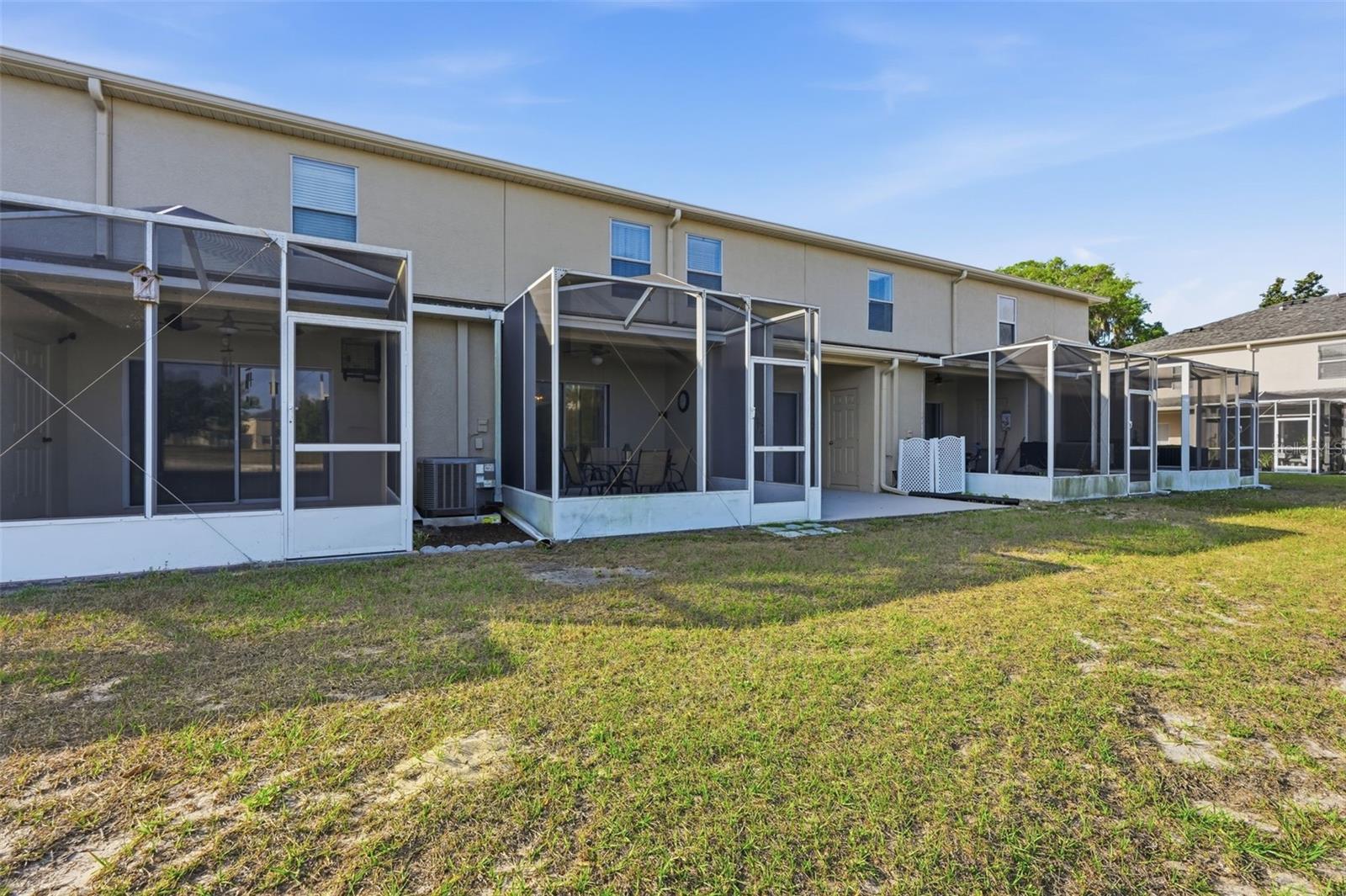 LONE STAR TWNHMS - Residential