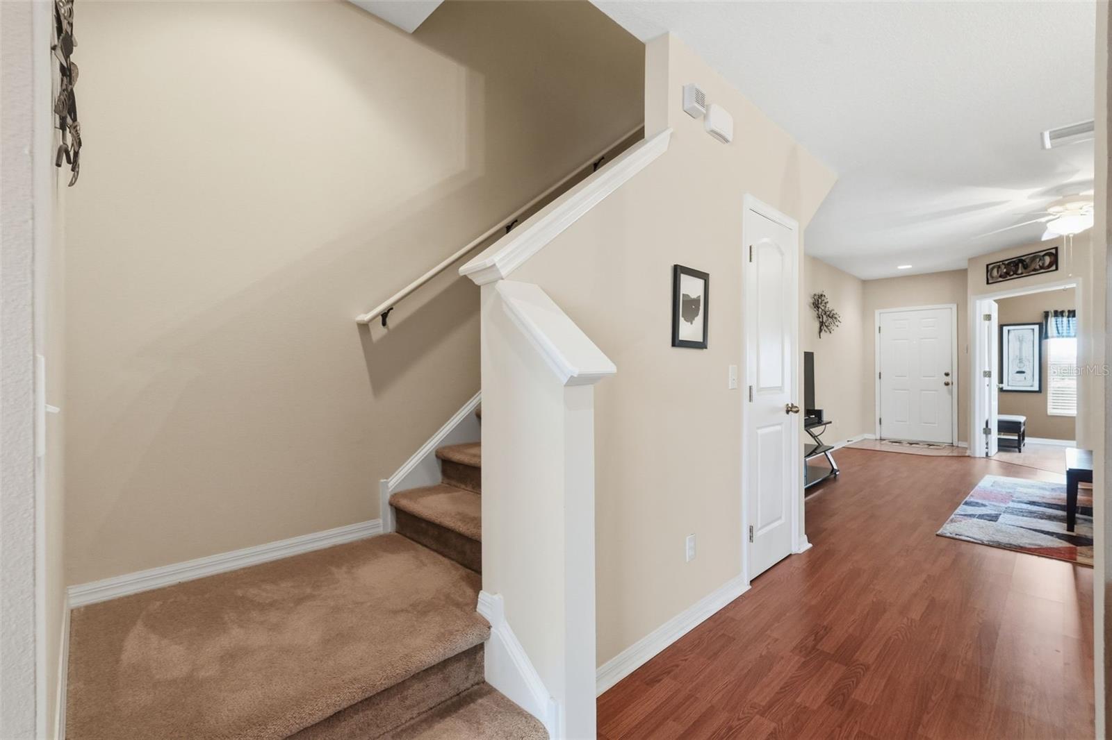 LONE STAR TWNHMS - Residential