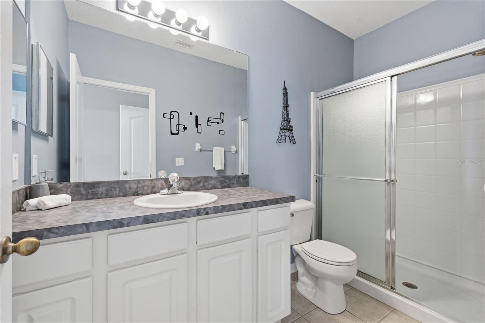 LONE STAR TWNHMS - Residential