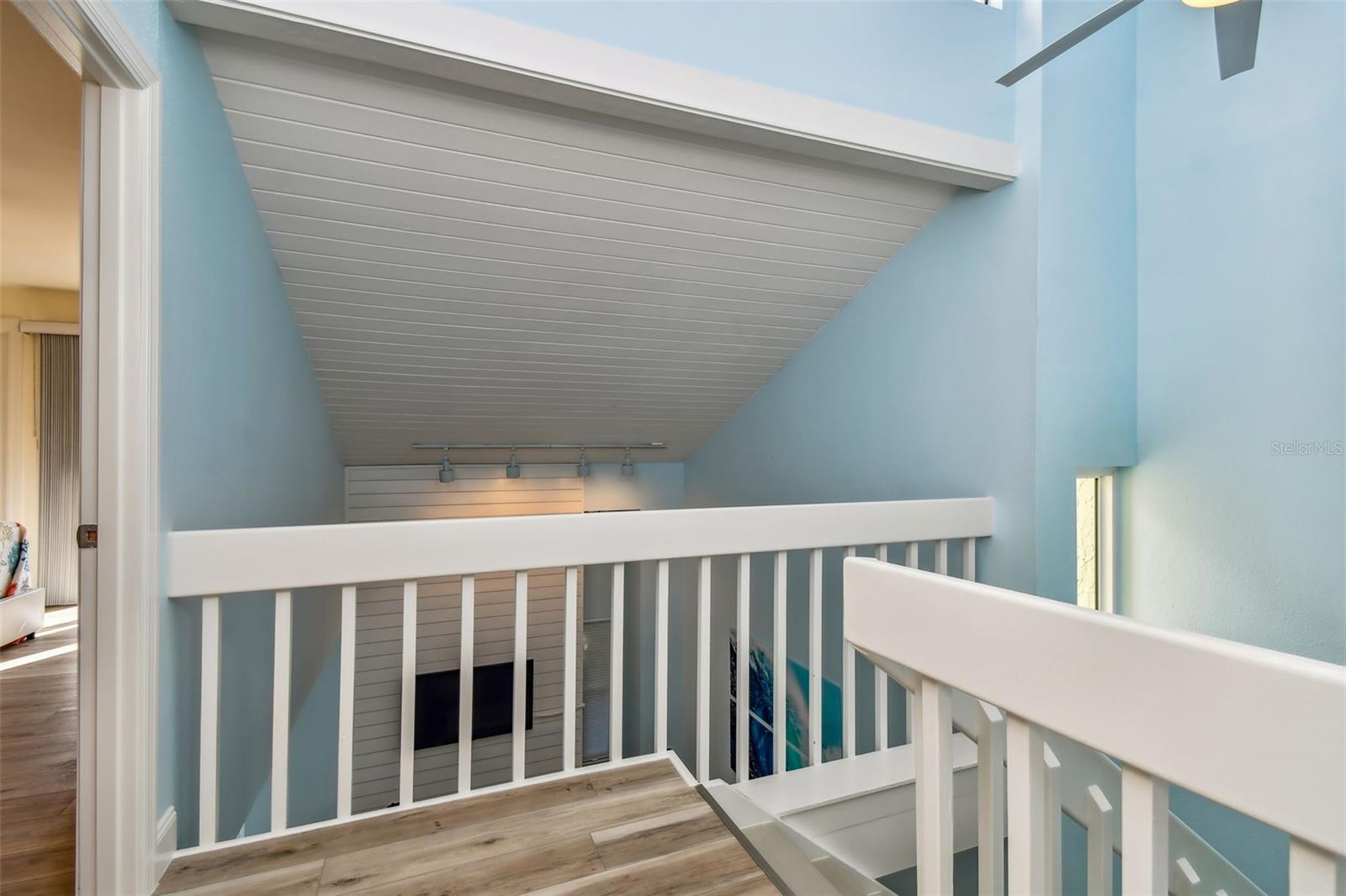 VILLAGE ON ISLAND ESTATES - Residential Lease