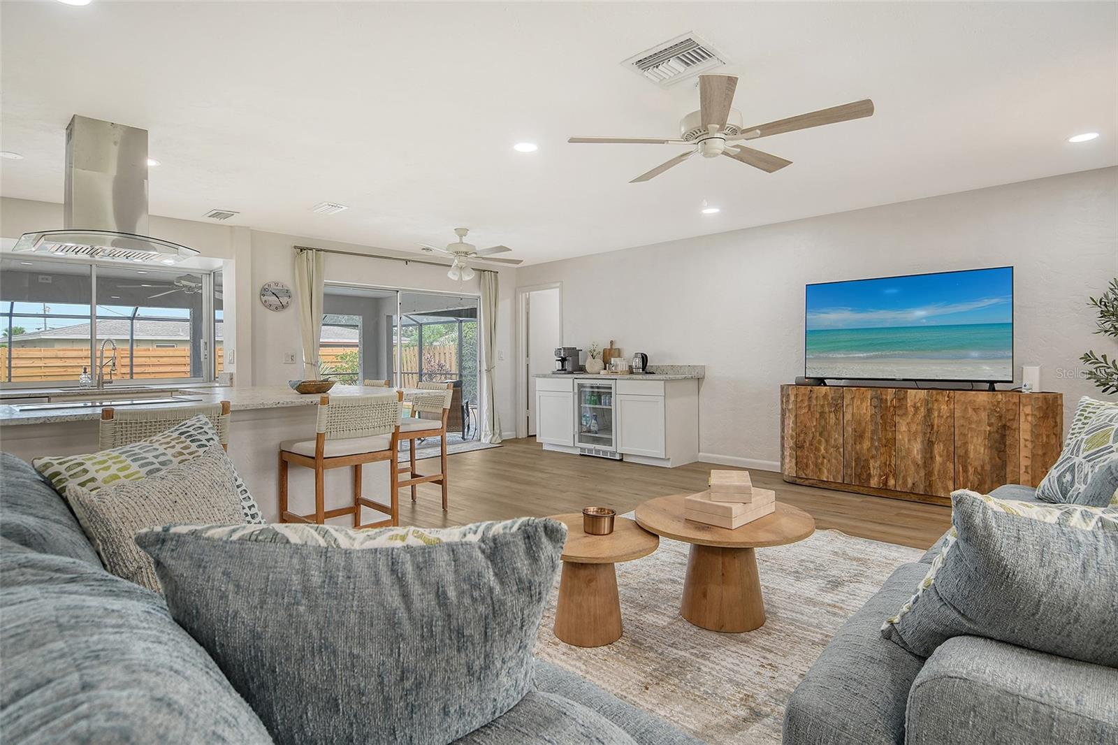 GULF GATE - Residential Lease