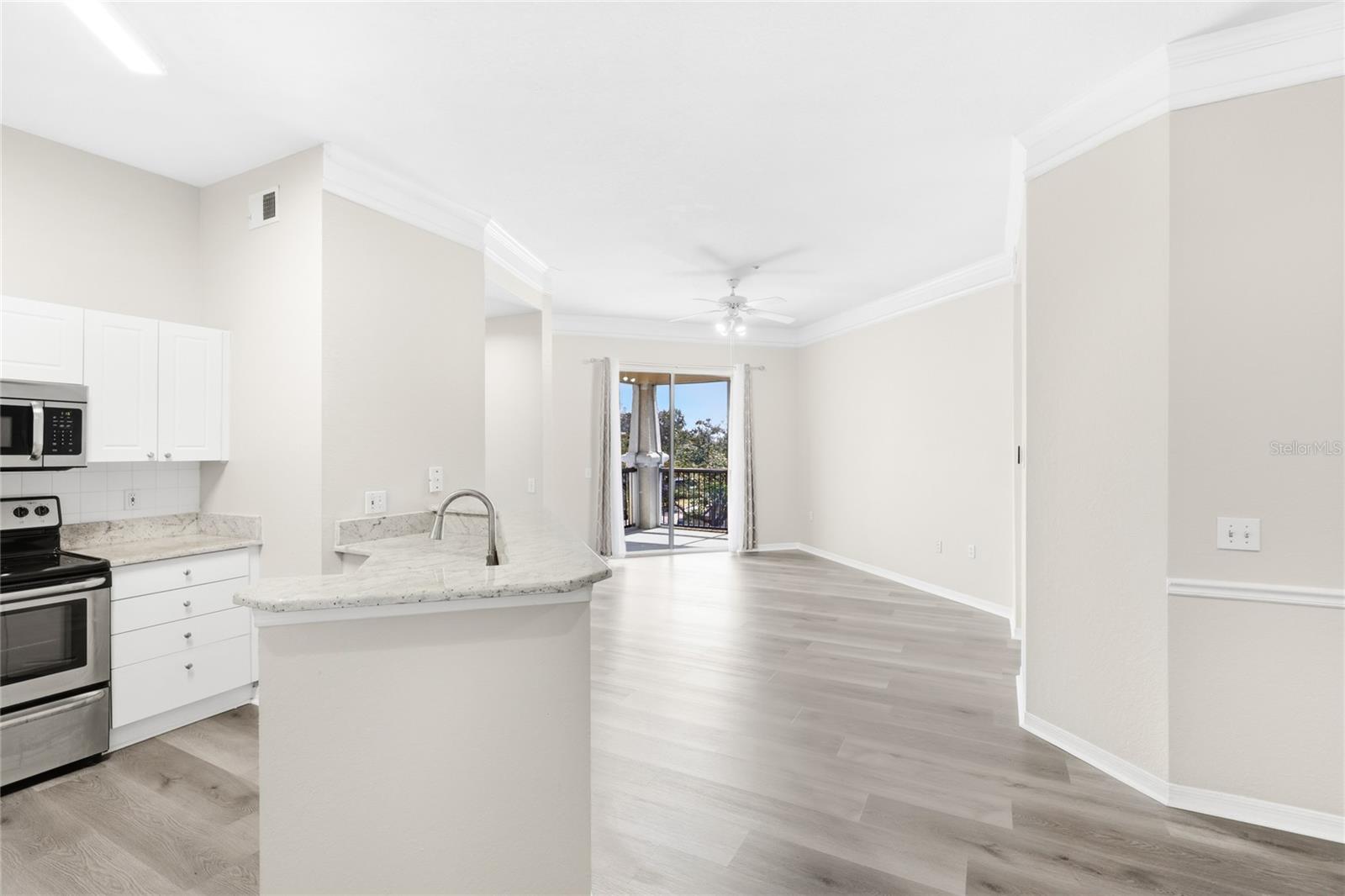 5160 NORTHRIDGE ROAD 301