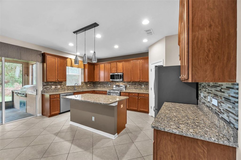 Photo of 2212 Valterra Vista Way, Valrico, FL 33594 (MLS # TB8416304)