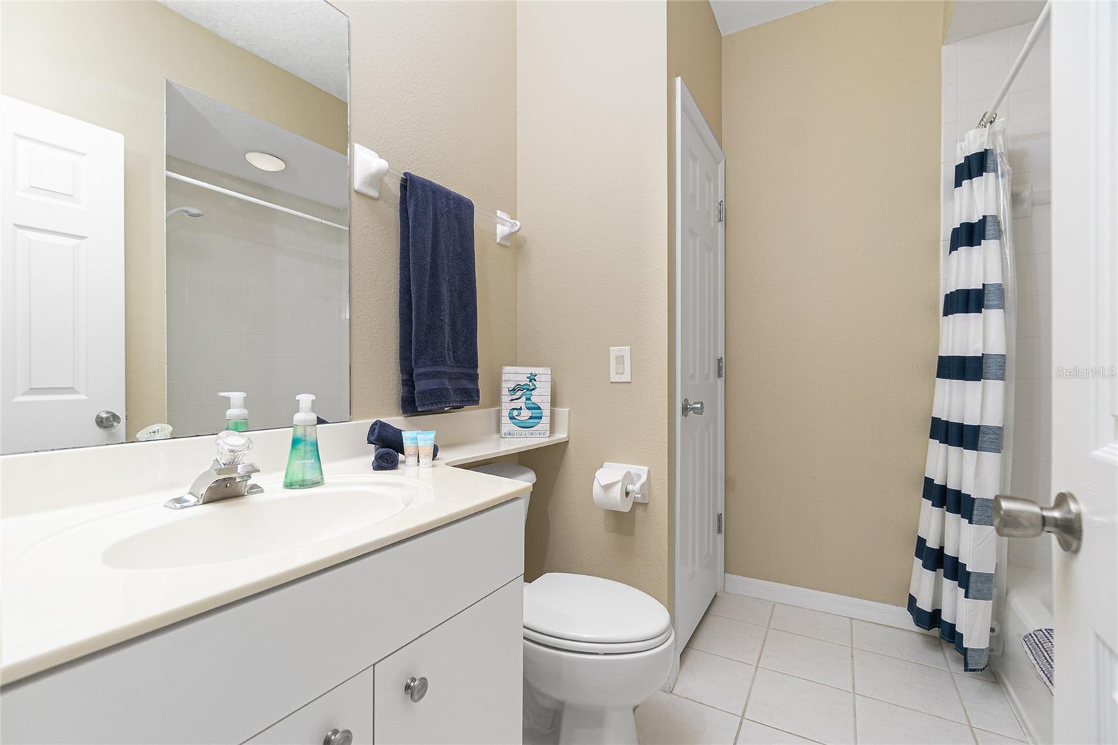 CAPE HAZE MARINA VILLAGE PH 01 - Residential Lease