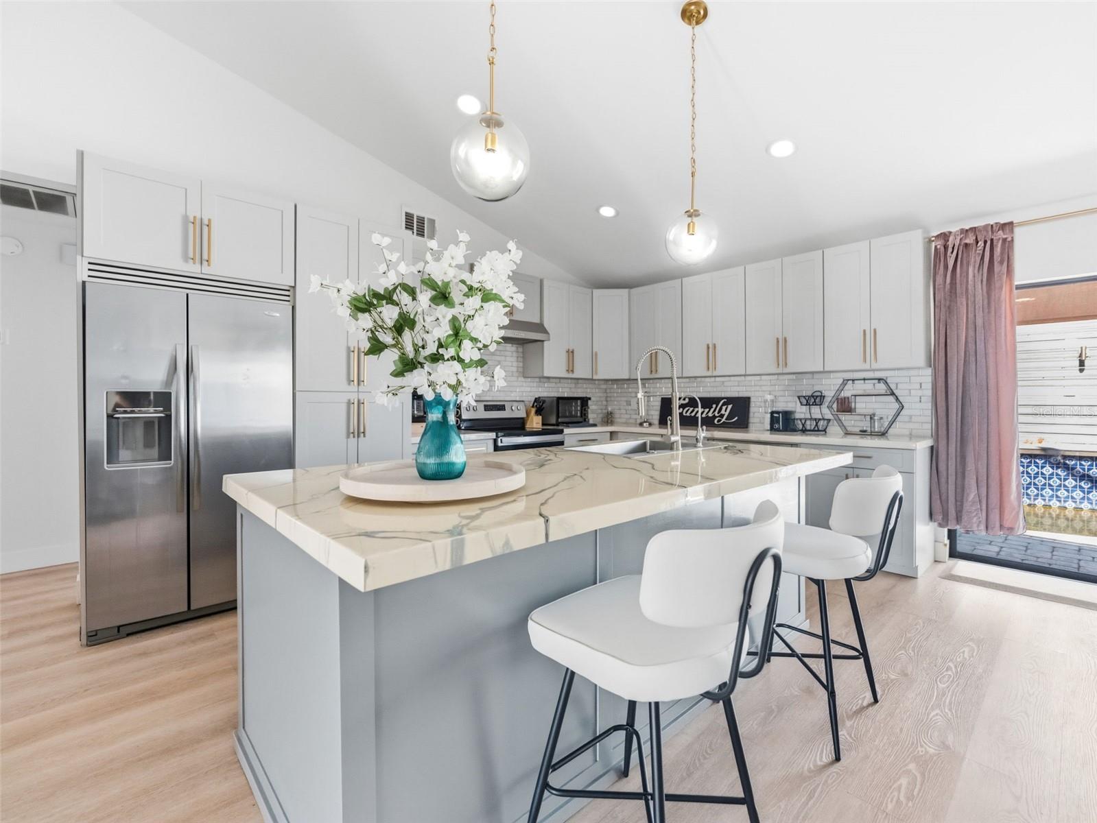 HIGHLAND RIDGE UNIT 1 - Residential