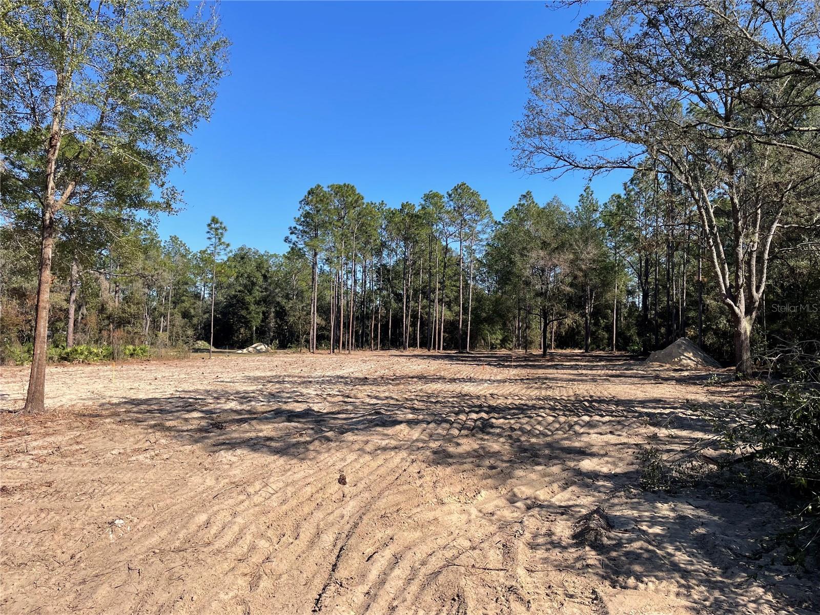 ROLLING HILLS UN 1 - Residential