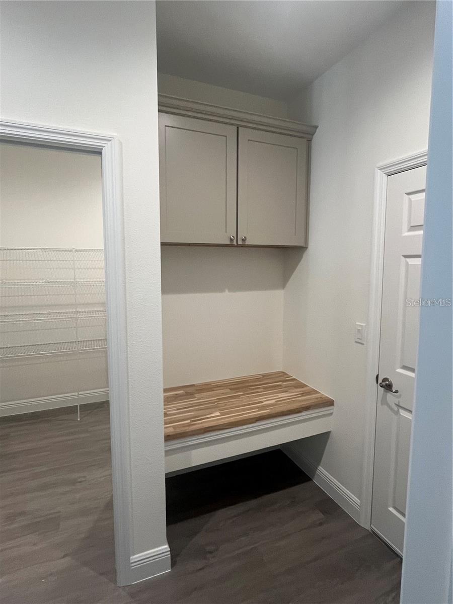 ROLLING HILLS UN 1 - Residential