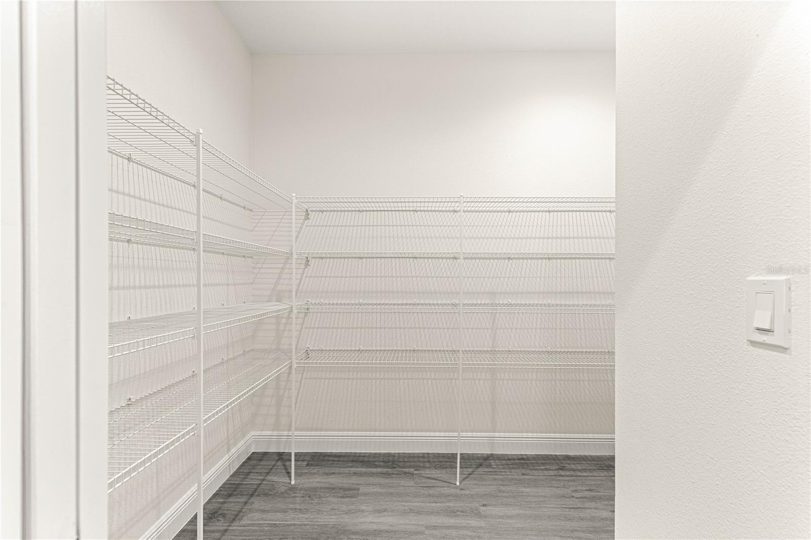 ROLLING HILLS UN 1 - Residential