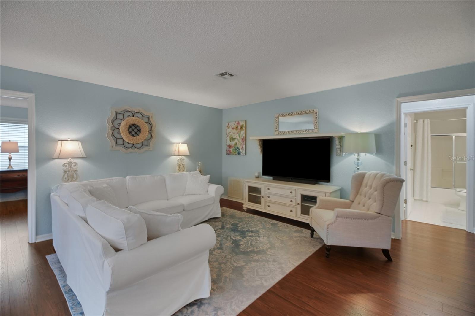 PENNBROOKE PH 01H - Residential