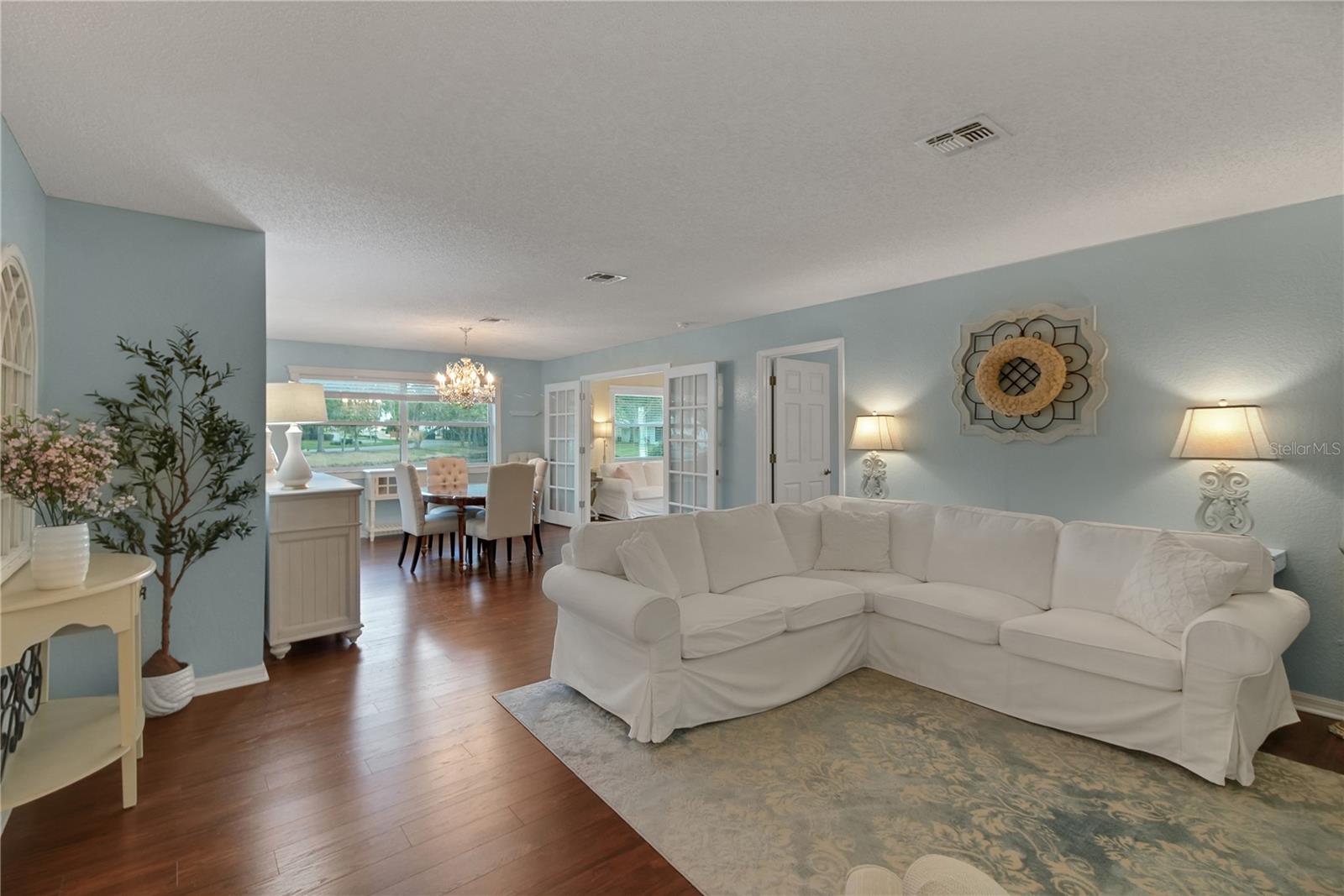 PENNBROOKE PH 01H - Residential