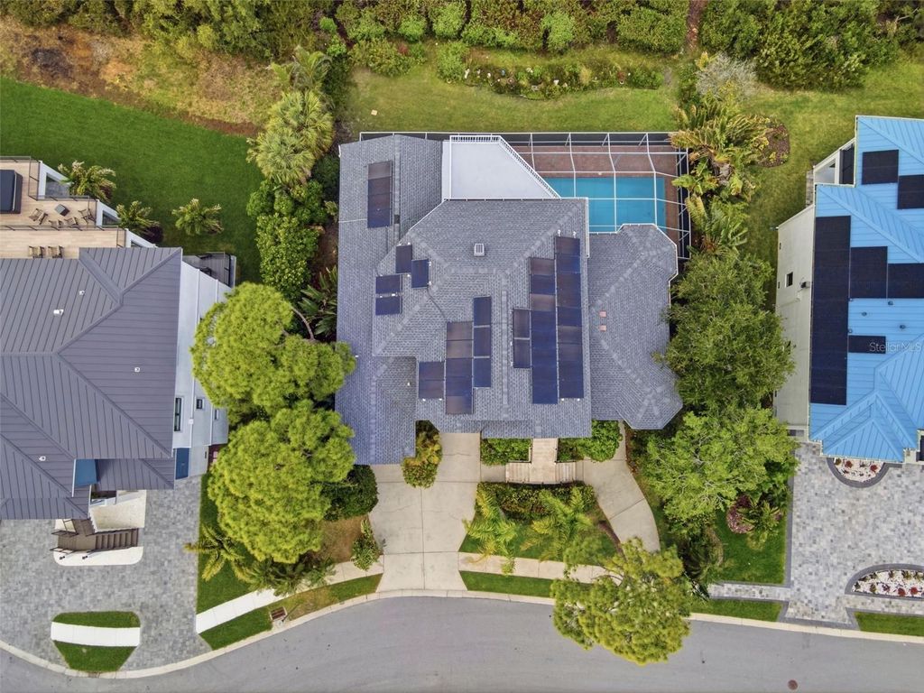 Photo of 2017 Harbour Watch Circle, Tarpon Springs, FL 34689 (MLS # W7884748)