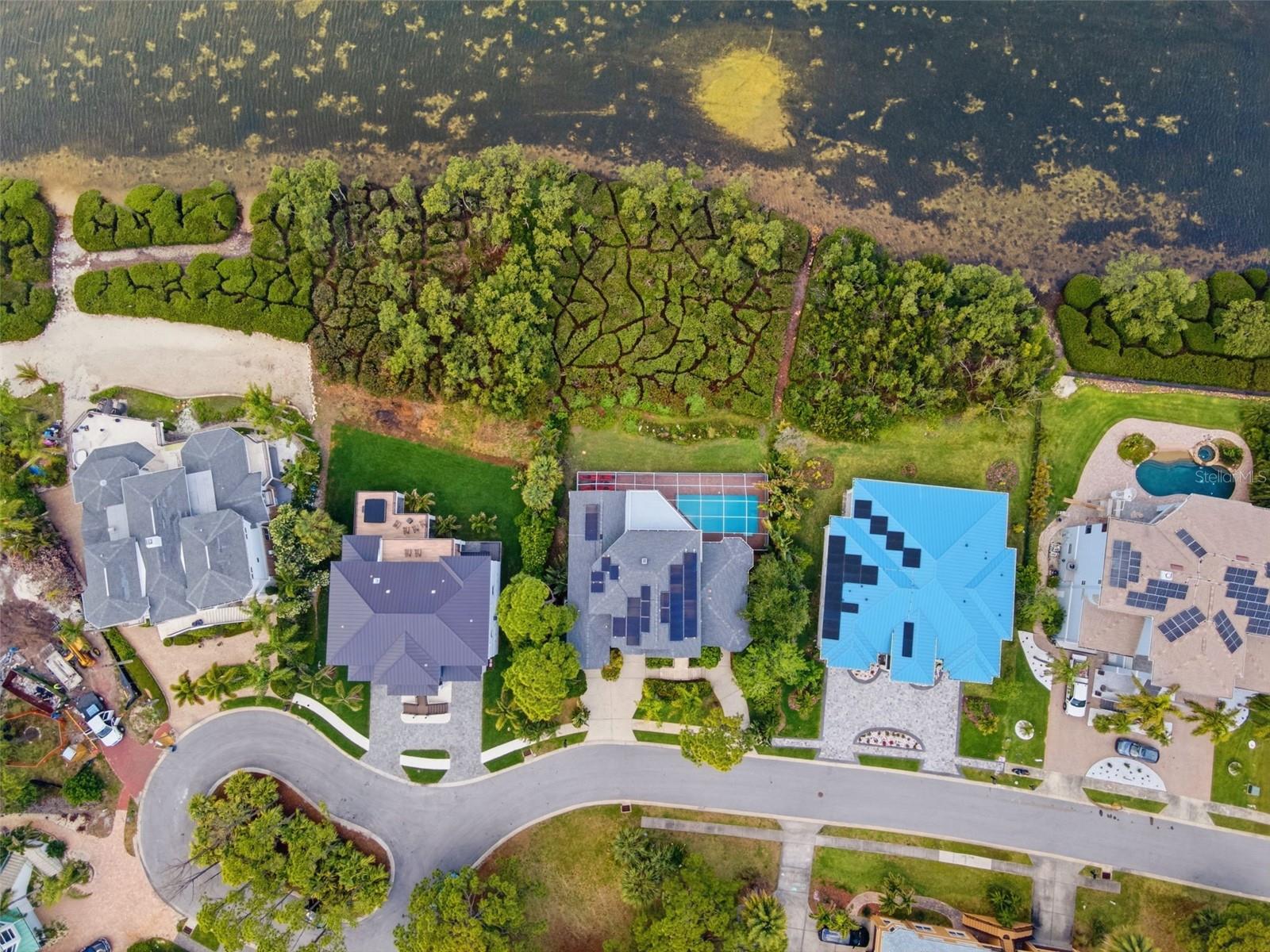 2017 HARBOUR WATCH CIRCLE