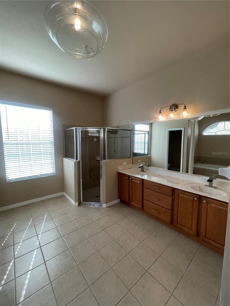 ELLIS PARK PH 1 - Residential Lease