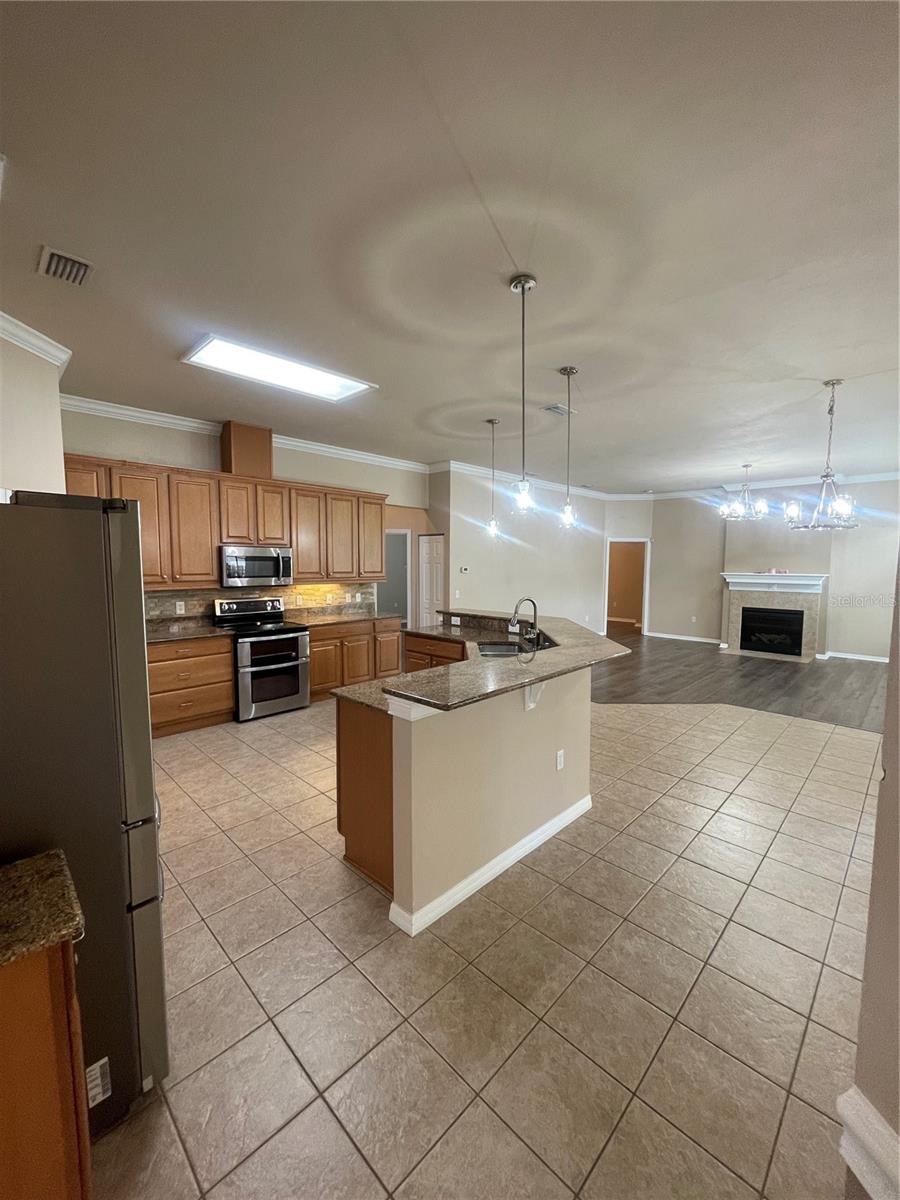 ELLIS PARK PH 1 - Residential Lease