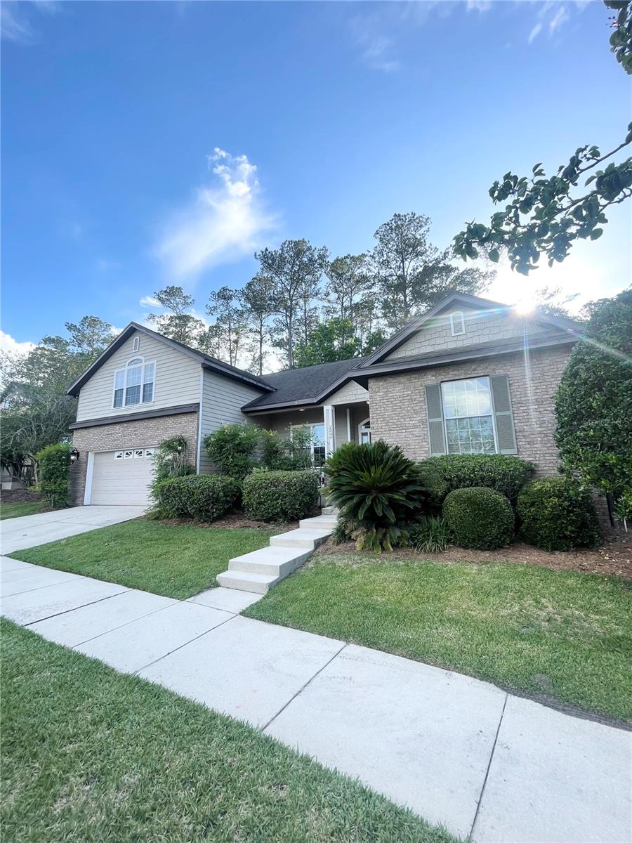 ELLIS PARK PH 1 - Residential Lease