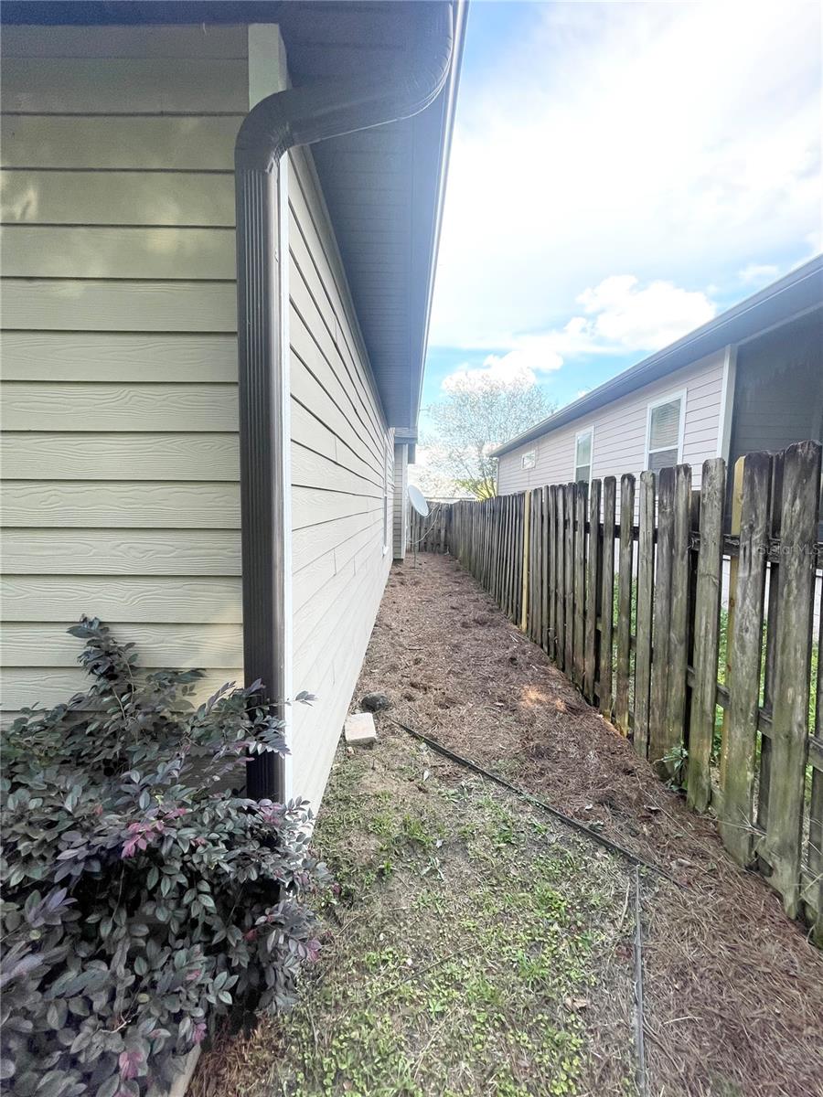 ELLIS PARK PH 1 - Residential Lease