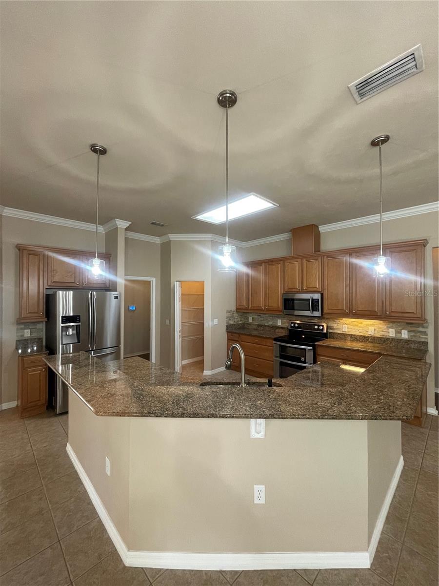 ELLIS PARK PH 1 - Residential Lease