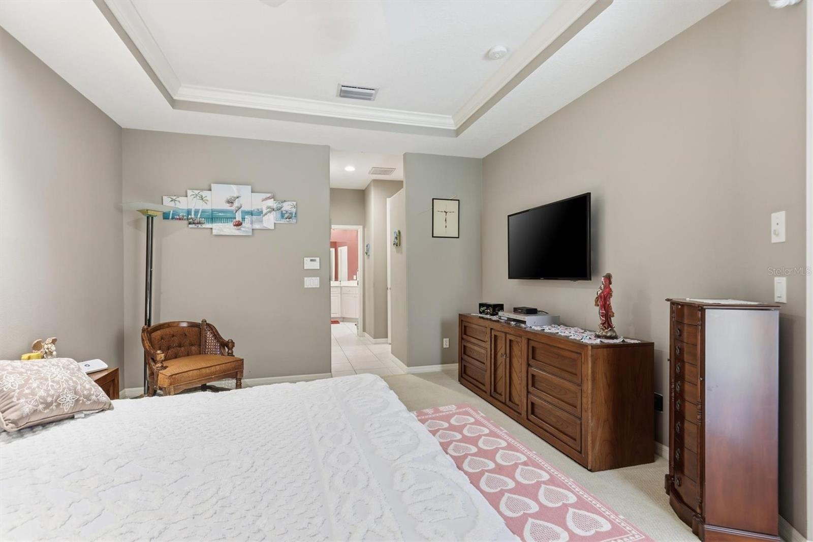 THREE OAKS - Residential