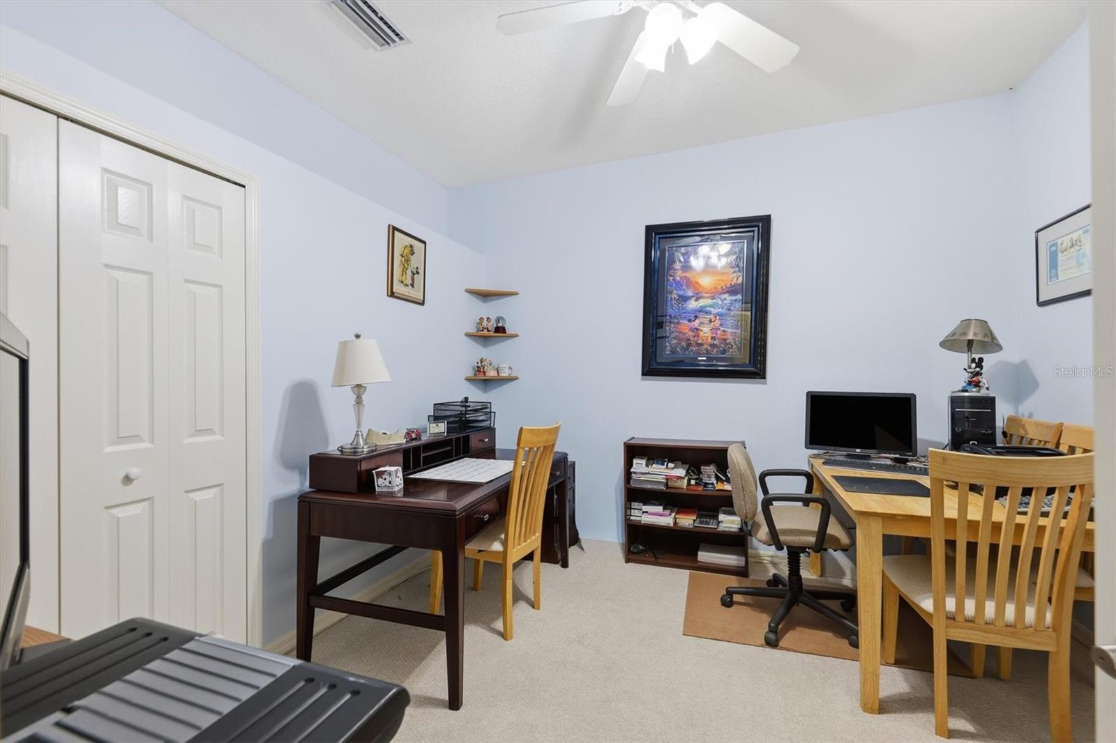 THREE OAKS - Residential