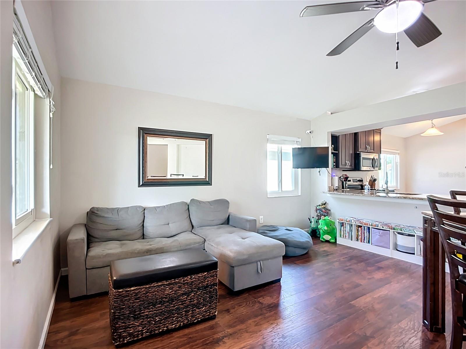 PROVIDENCE LAKES UNIT IV PH - Residential