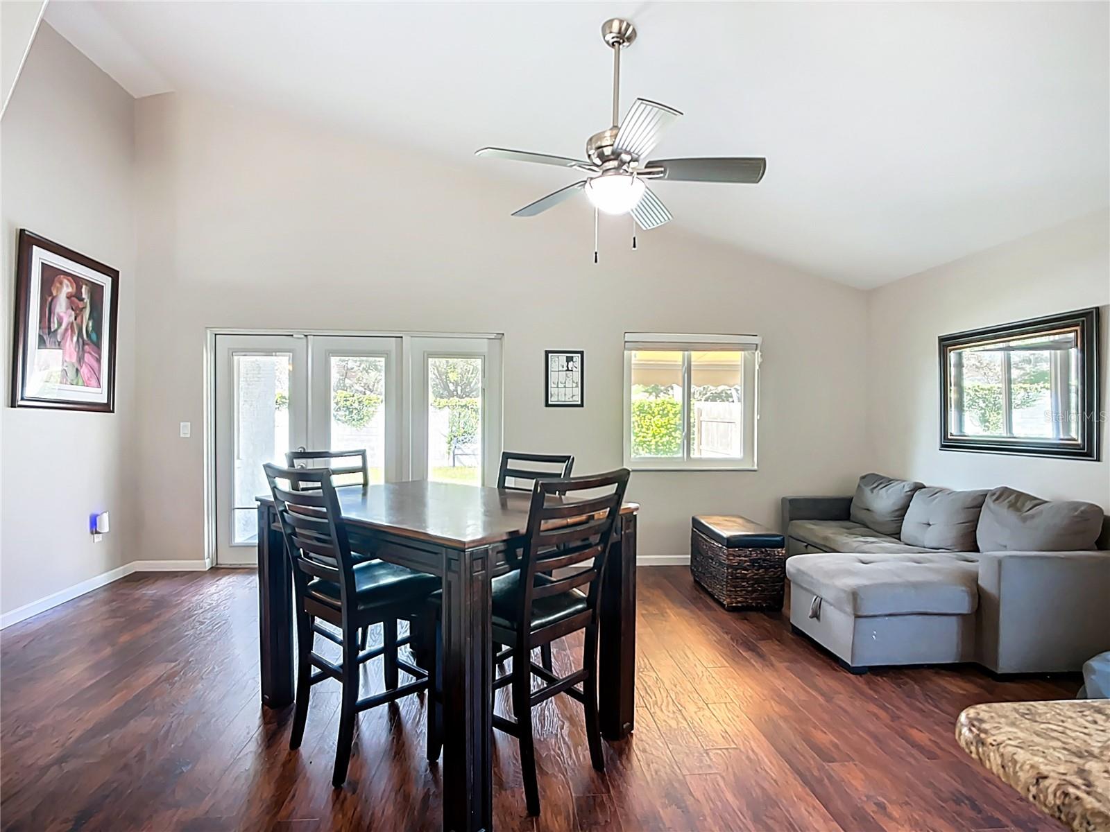 PROVIDENCE LAKES UNIT IV PH - Residential