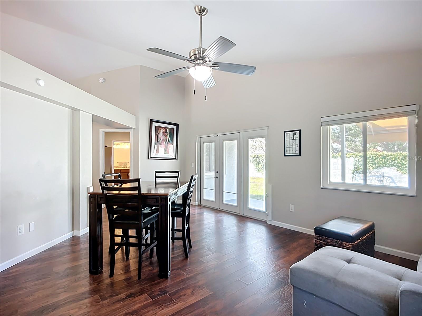 PROVIDENCE LAKES UNIT IV PH - Residential