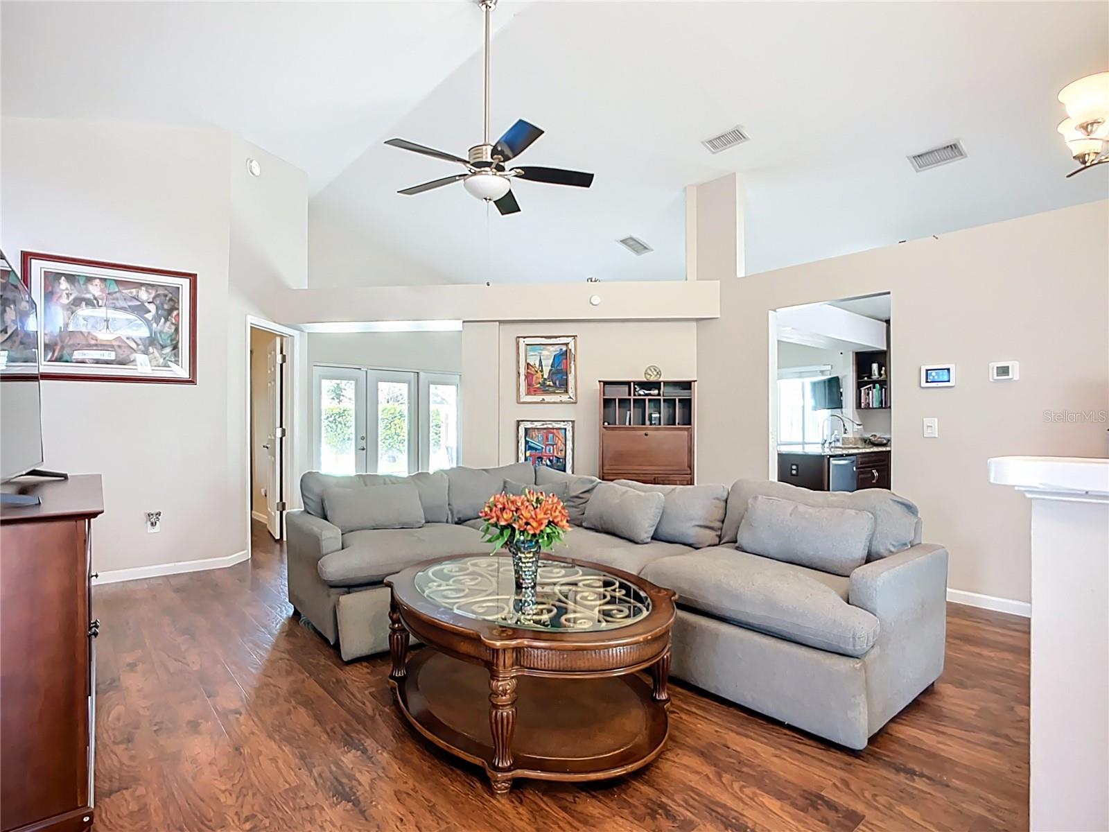 PROVIDENCE LAKES UNIT IV PH - Residential