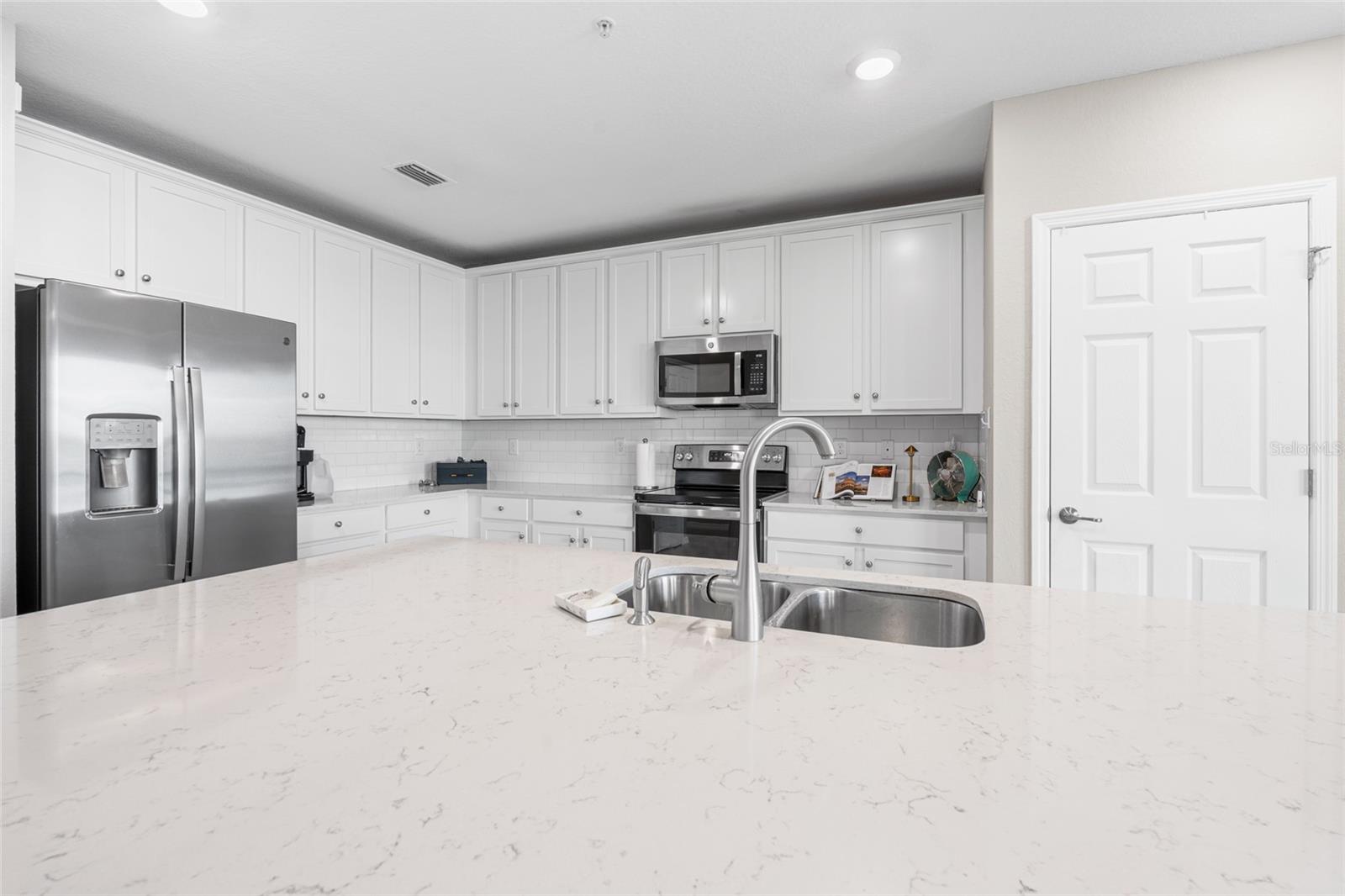 CROOKED CRK 3/SARASOTA NATIONA - Residential