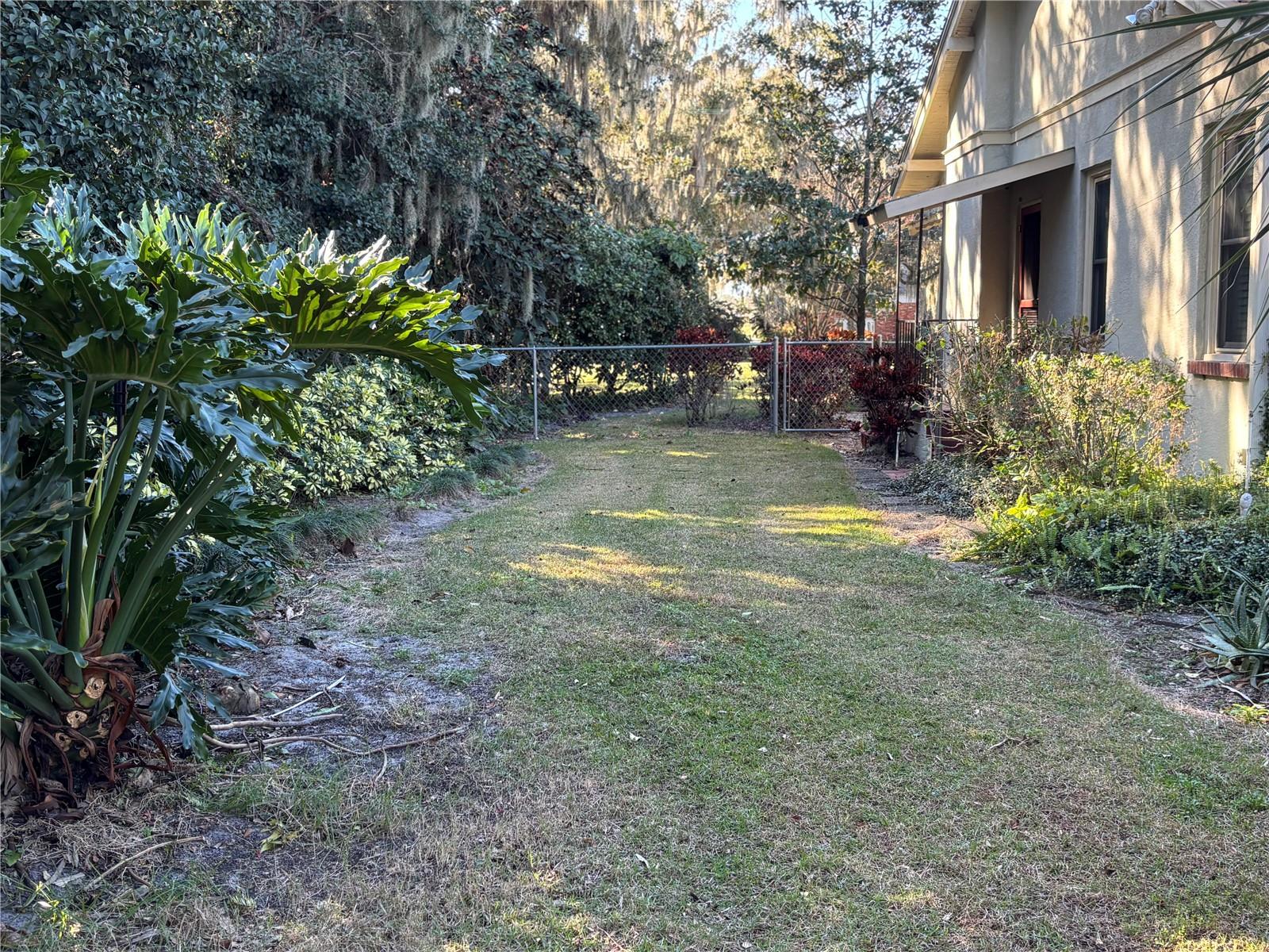 HARVEY’S LAND & IMP - Residential