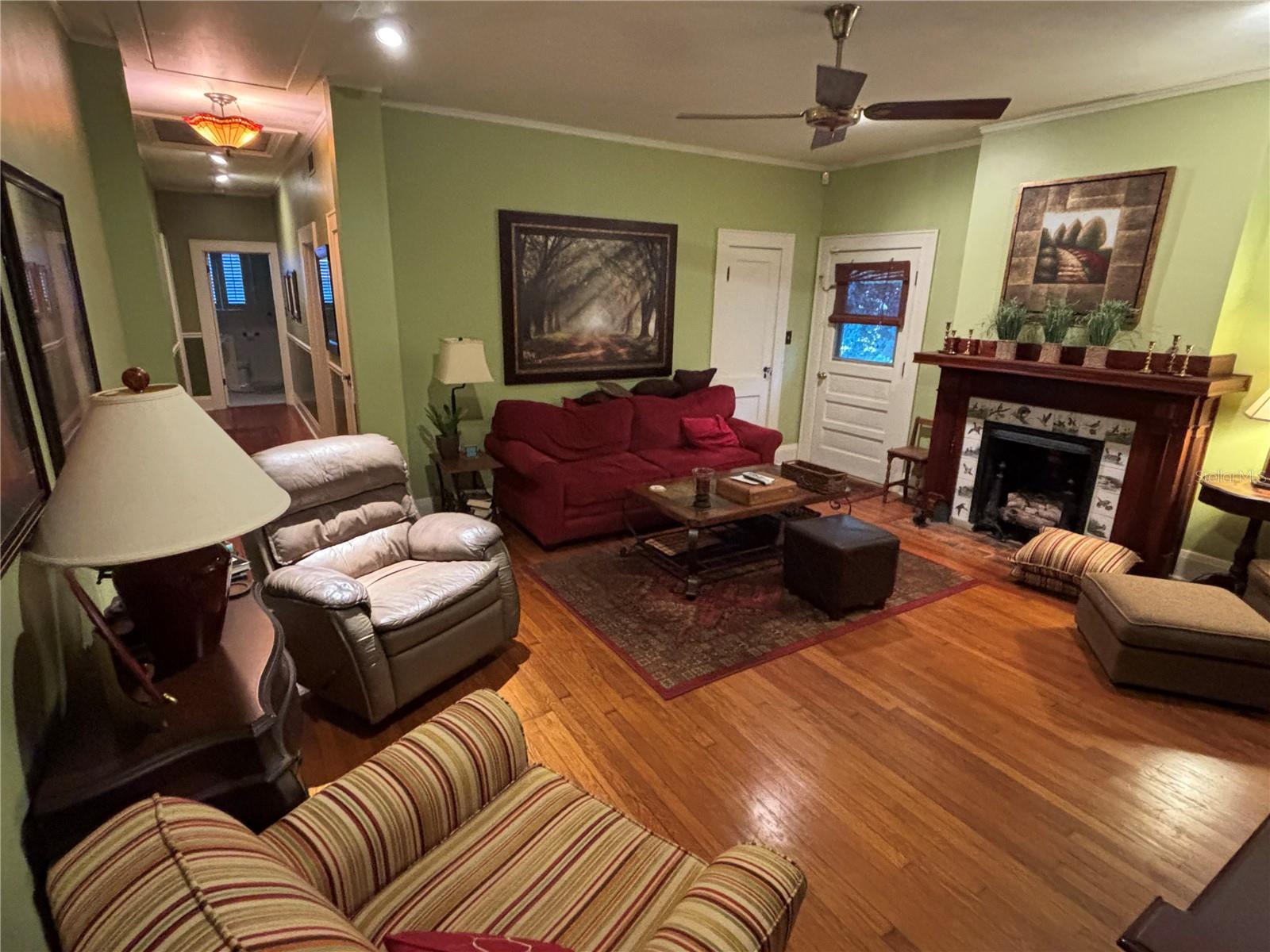 HARVEY’S LAND & IMP - Residential