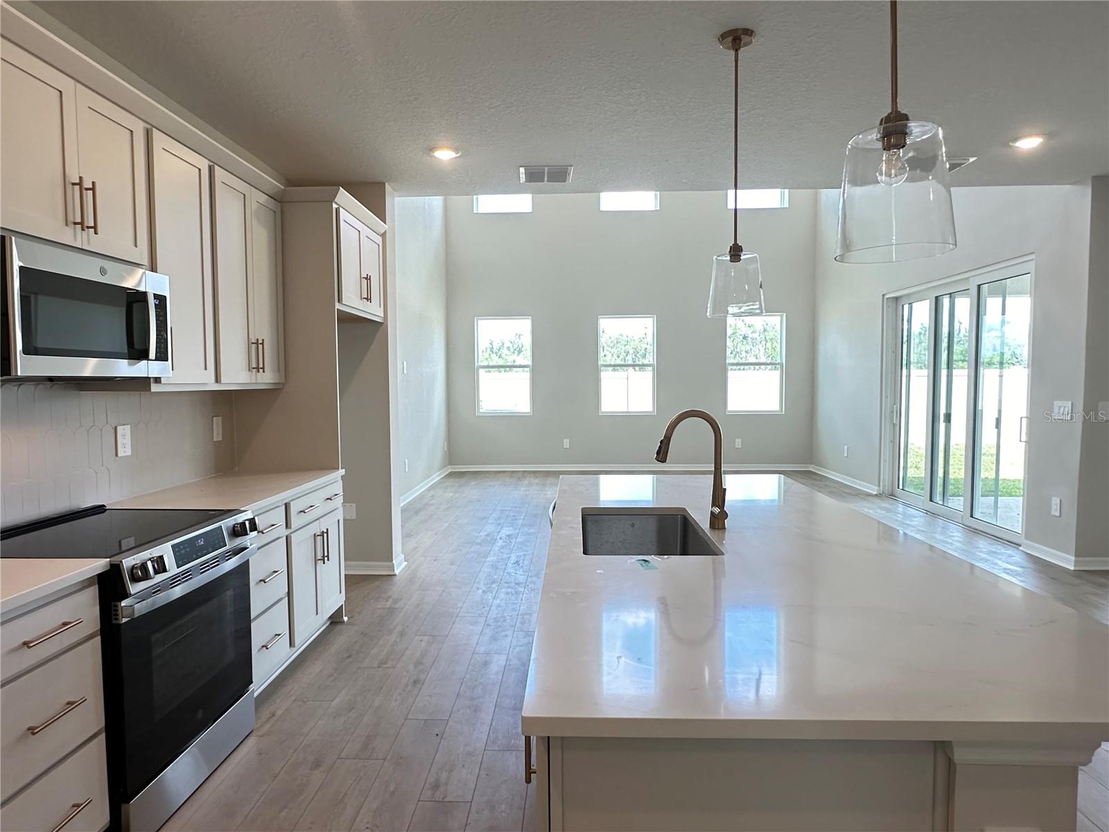 D9G | BERRY BAY PHASE 6 VILLAGE T - Residential