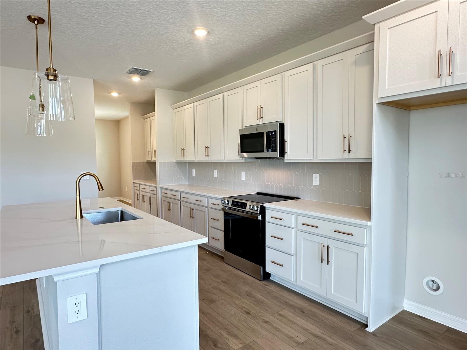 D9G | BERRY BAY PHASE 6 VILLAGE T - Residential
