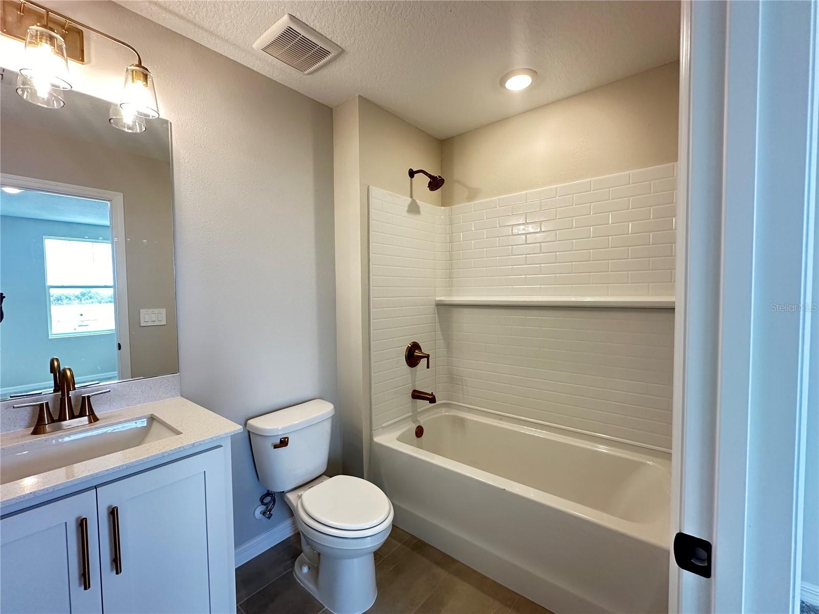D9G | BERRY BAY PHASE 6 VILLAGE T - Residential
