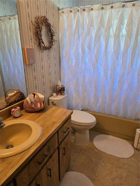 Tiny photo for 2900 NE 49th Street, Ocala, FL 34479 (MLS # OM724451)