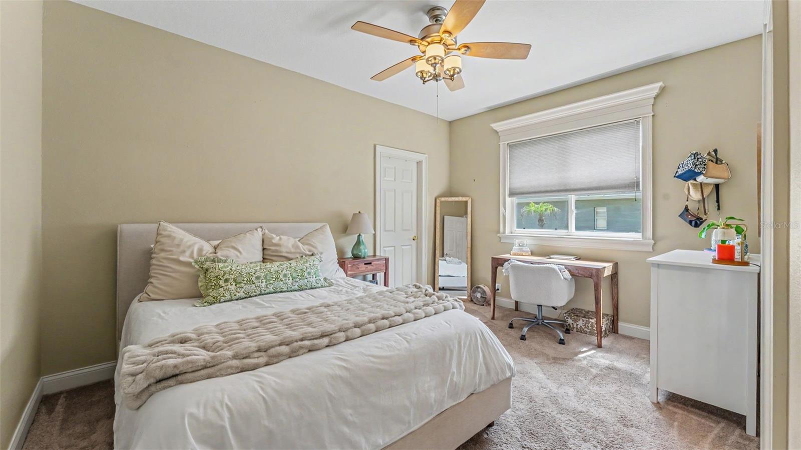 WHISPER WOODS AT EAGLEBROOKE - Residential