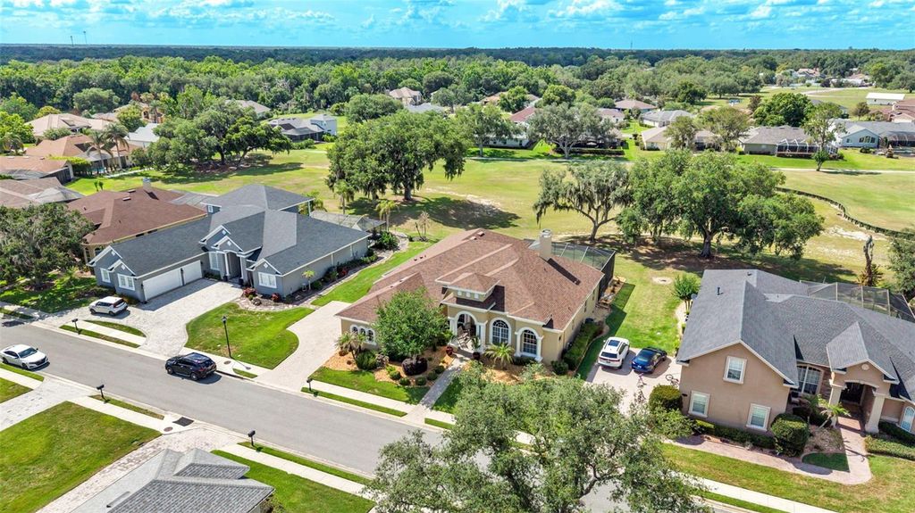 Photo of 664 Whisper Woods Drive, Lakeland, FL 33813 (MLS # L4961983)