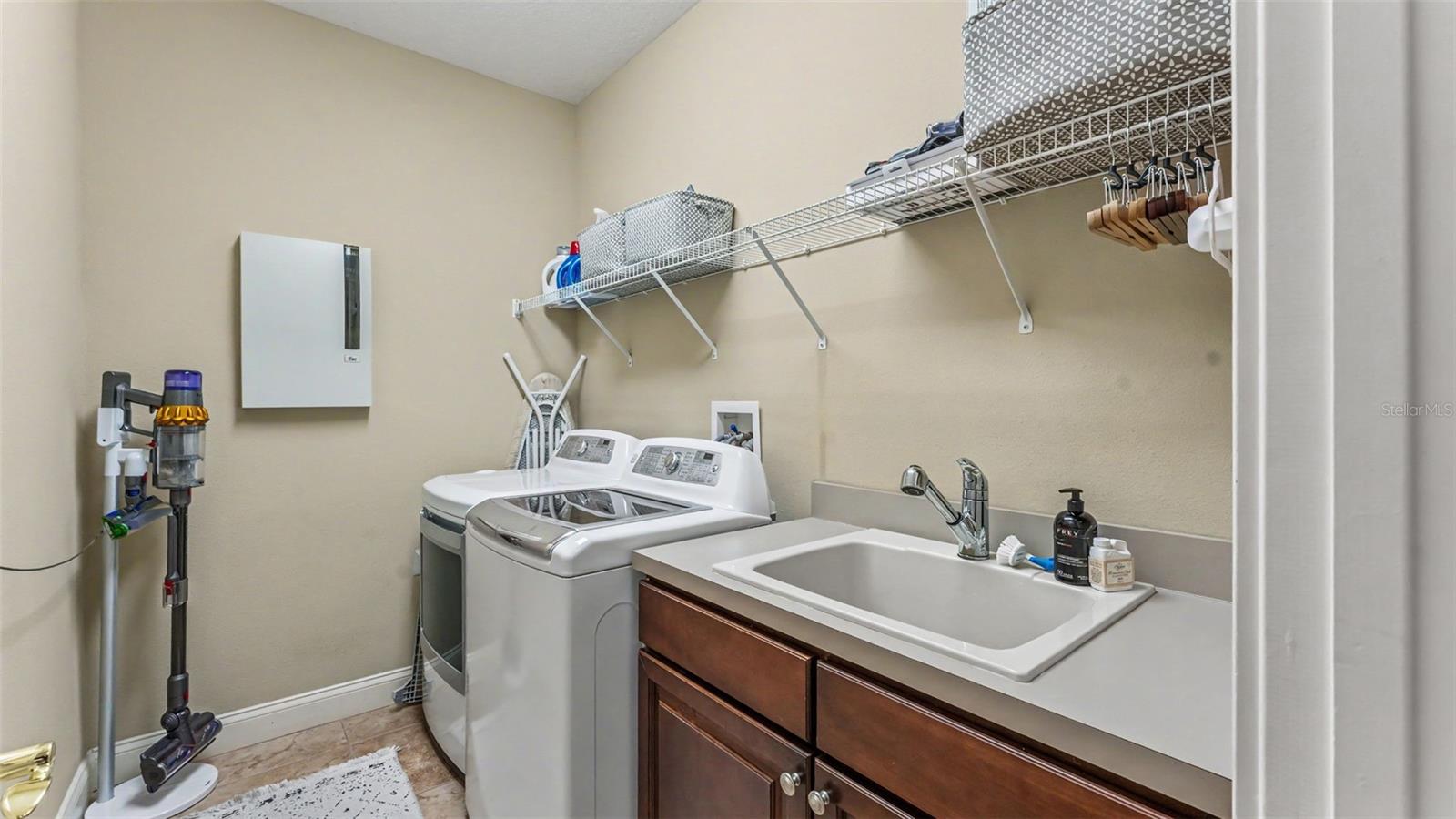 WHISPER WOODS AT EAGLEBROOKE - Residential
