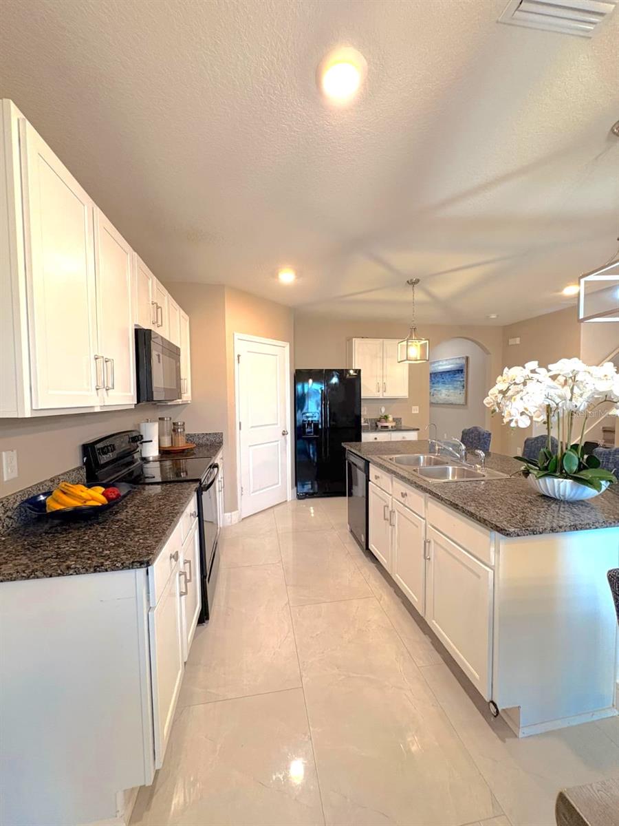 SOUTH FORK III COMMUNITY ASSOCIATION - Residential